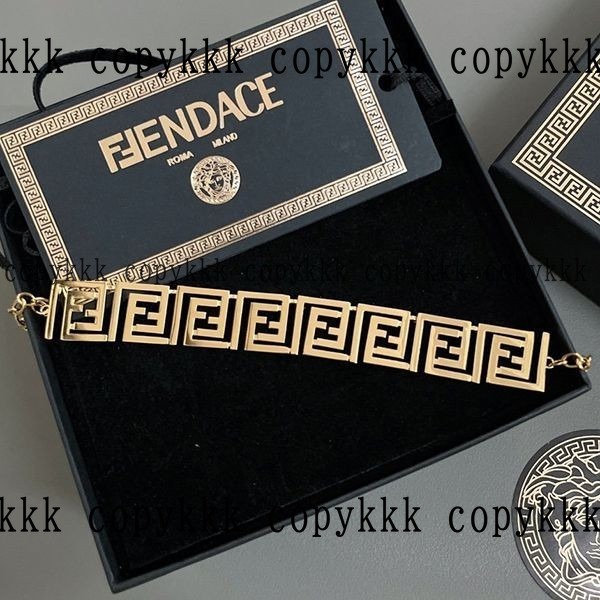 フェンディ アクセサリー ブランドコピー 激安通販 - accessories-01044 メイン画像