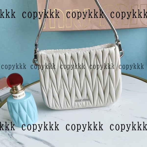 大人気 ミュウミュウ ショルダー コピー - bags-04662 おすすめN級品