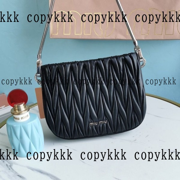 送料無料 ミュウミュウ ショルダー スーパーコピー - bags-04663