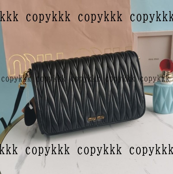 ミュウミュウ ショルダー N級品 送料無料 - bags-04681 おすすめN級品