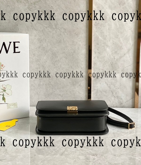 ロエベ ショルダーバッグ N級品 送料無料 - bags-04929 画像 15