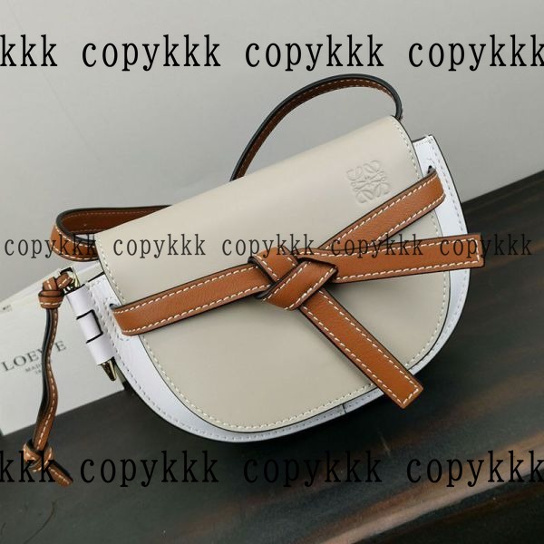ロエベ ショルダーバッグ コピー 激安通販 - bags-04941