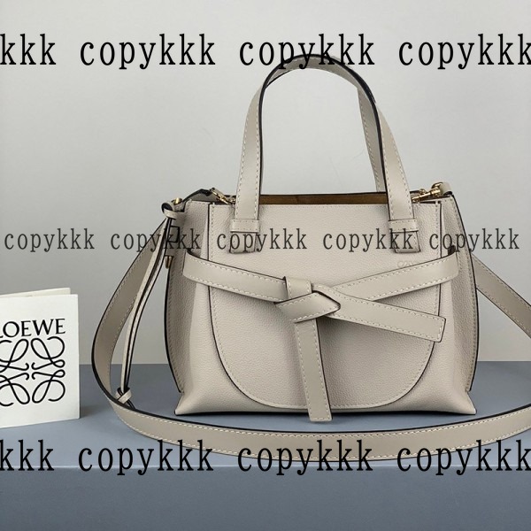 ロエベ ハンドバッグ N級品 送料無料 - bags-04808 メイン画像
