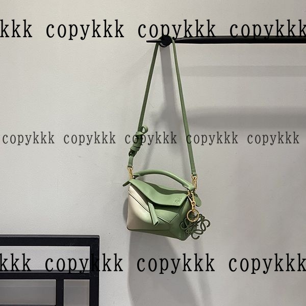 ロエベ ハンドバッグ N級品 送料無料 - bags-04743 画像 2