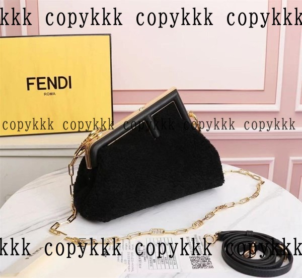 送料無料 フェンディ ショルダーバッグ スーパーコピー - bags-03651 画像 2