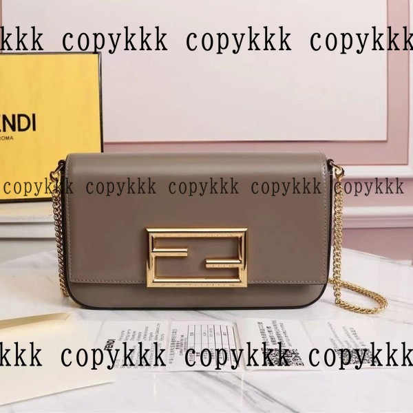 フェンディ ショルダーバッグ N級品 送料無料 - bags-03666 おすすめN級品