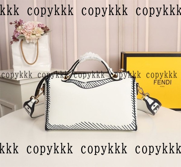 フェンディ ハンドバッグ N級品 送料無料 - bags-03431 画像 4