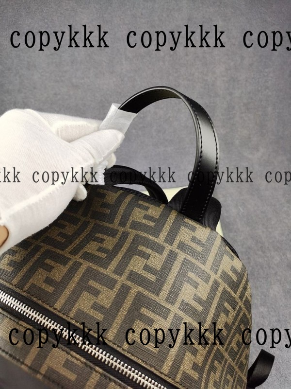 送料無料 フェンディ リュック スーパーコピー - bags-03577 画像 4