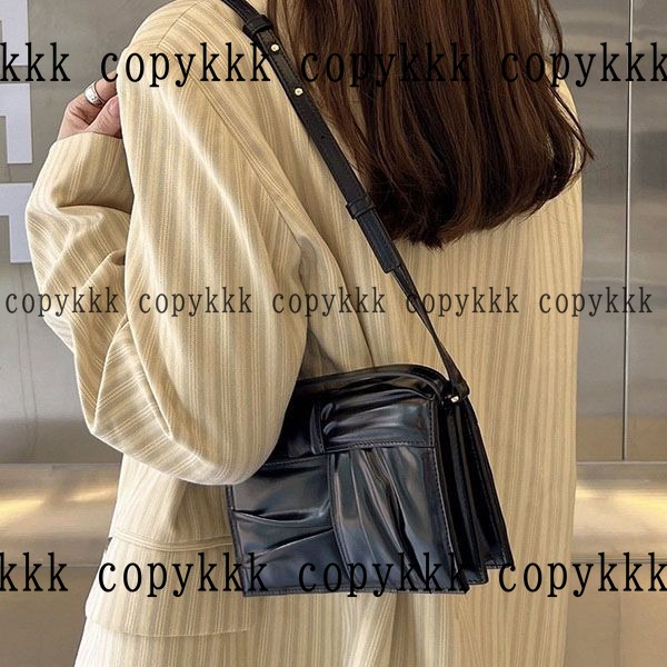 人気 ボッテガ・ヴェネタ ショルダーバッグ N級品 - bags-00260