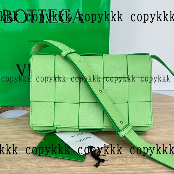 大人気 ボッテガ・ヴェネタ ショルダーバッグ コピー - bags-00264