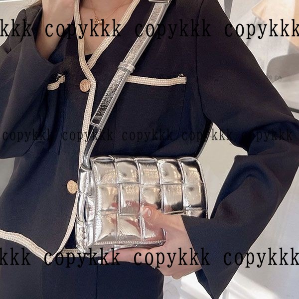 人気 ボッテガ・ヴェネタ ショルダーバッグ N級品 - bags-00282
