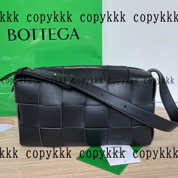 格安 ボッテガ・ヴェネタ ショルダーバッグ スーパーコピー - bags-00305