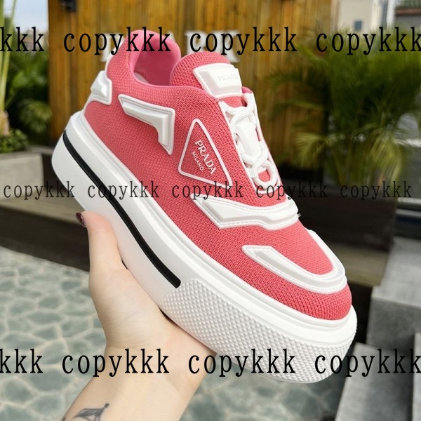 格安 プラダ スニーカー スーパーコピー - shoes-00803 おすすめN級品