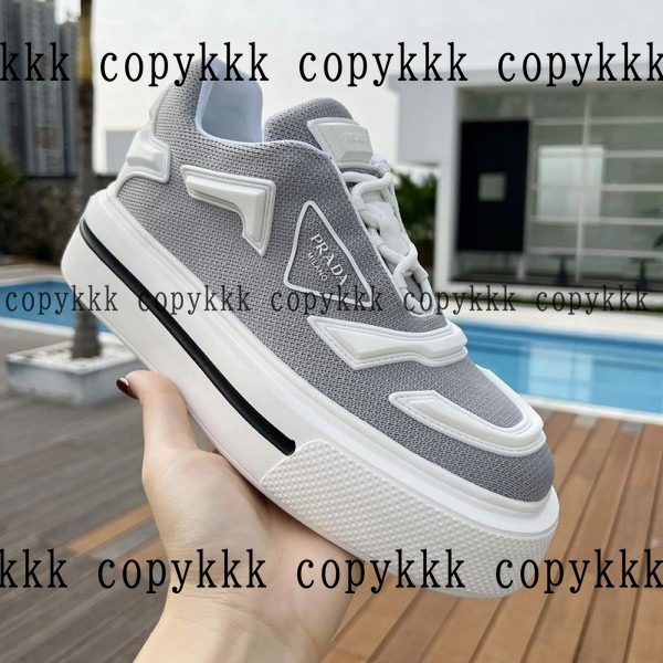 人気 プラダ スニーカー N級品 - shoes-00814 おすすめN級品