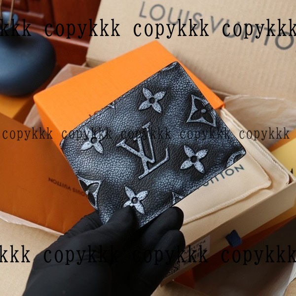 大人気 ルイ・ヴィトン 折り財布 N級品 - wallets-00761
