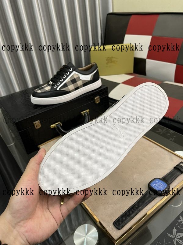 Burberry スニーカー スーパー コピー 偽物 n 級 品 - axuwz2917 - 画像 (9)