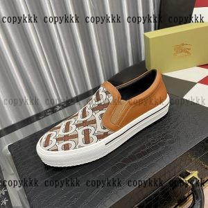 ブランド コピー スニーカー バーバリー 激安 偽物 - axuwz2927