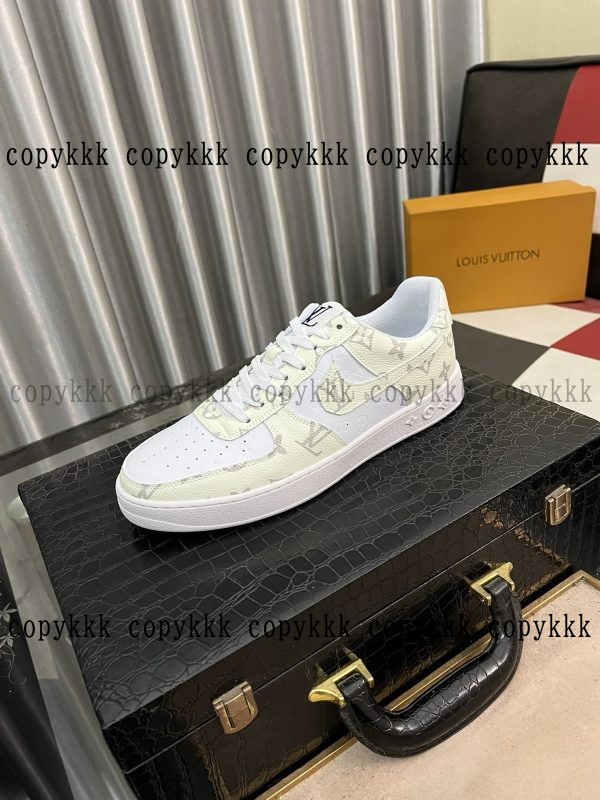 ルイヴィトン & ナイキ スーパーコピー 靴 - ブランド スニーカー激安N級品偽物 - axuwz2890