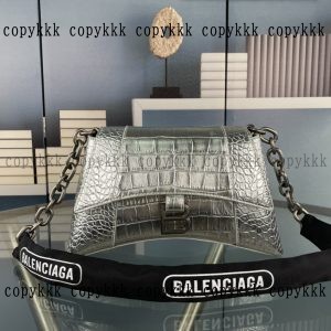 バレンシアガ スーパー コピー ショルダーバッグ 格安 n 級 品 - banab44223